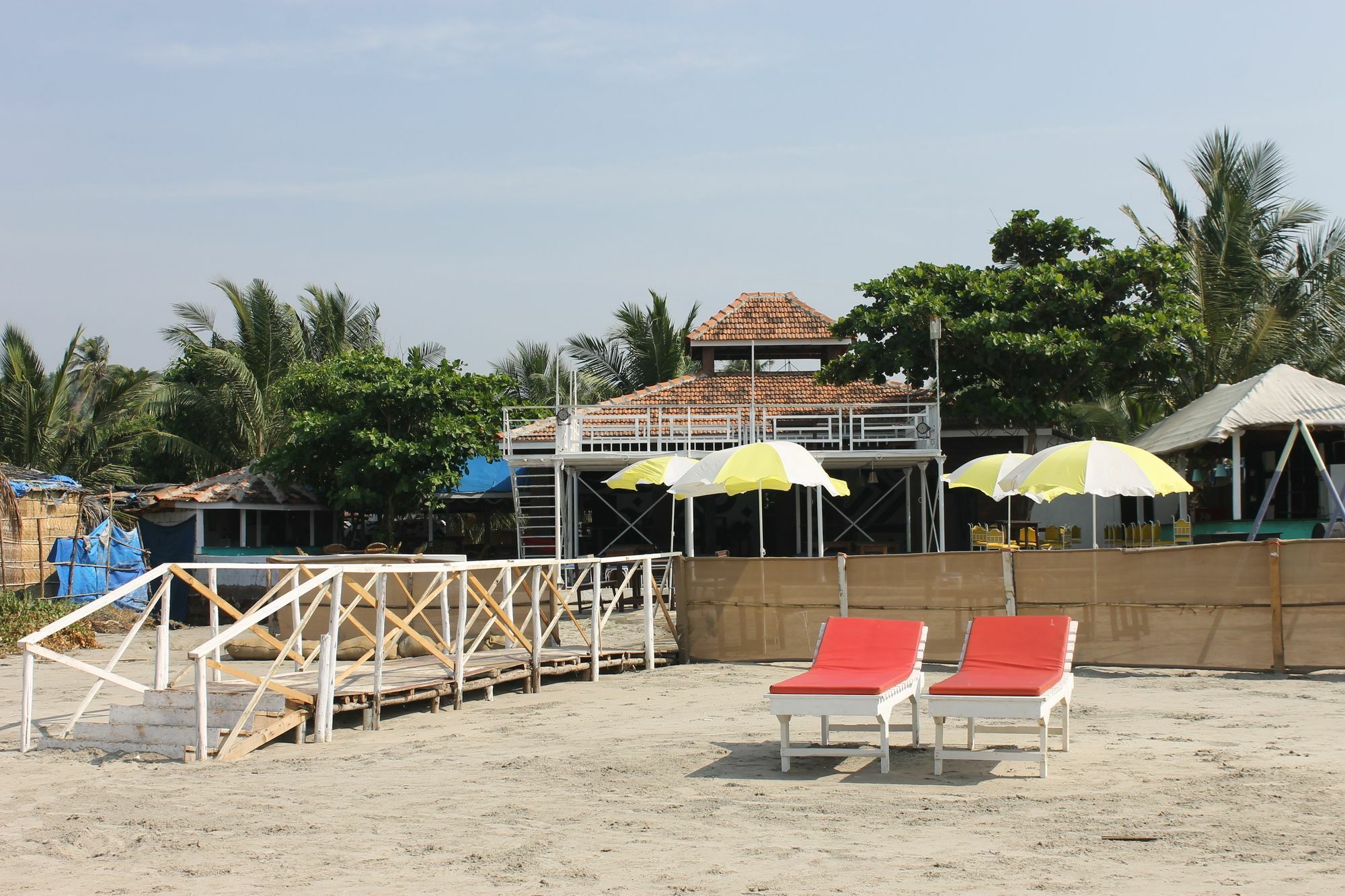 Rock Water Resort Morjim Exterior photo